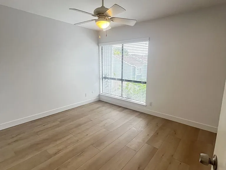 22 Gretel Ct — Photo 14