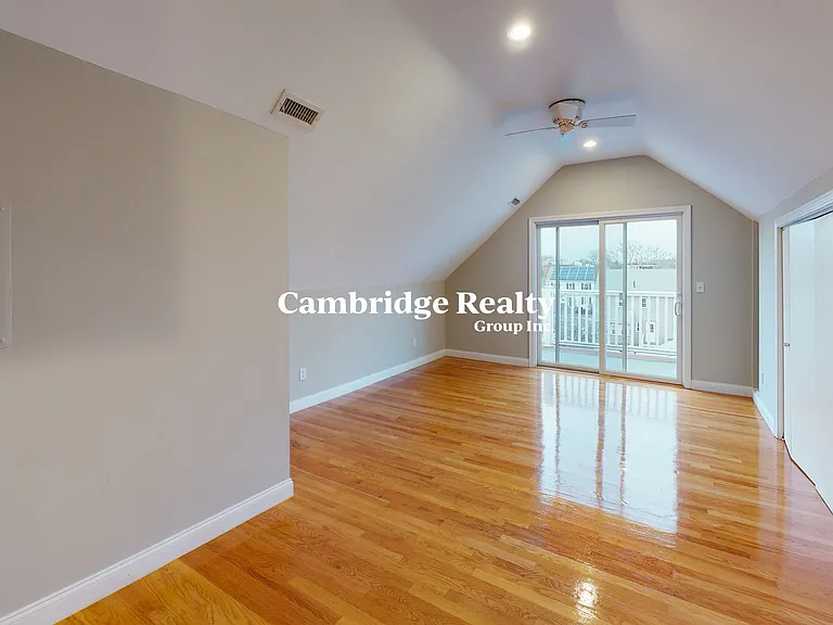72-74 Harlow St #74T — Photo 6