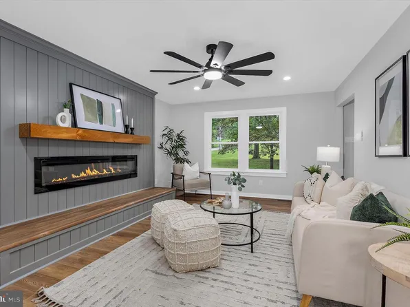 3909 Thoroughbred Ln, Owings Mills, MD 21117