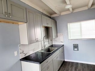 2451 Lemon Ave APT A, Signal Hill, CA 90755