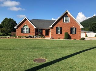 214 Montlake Rd, Soddy Daisy, TN 37379