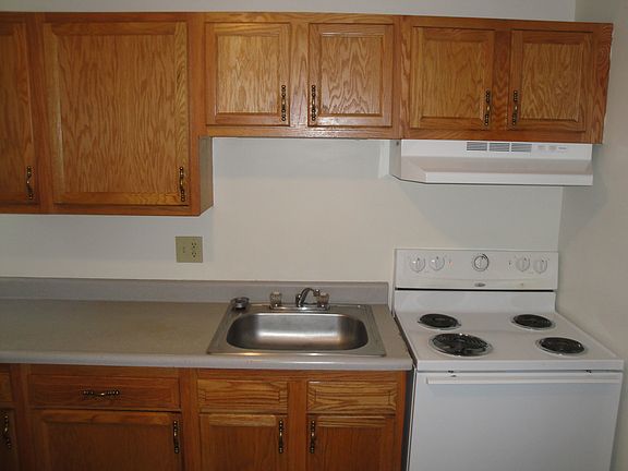 Ample cabinet Space