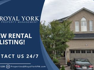 814 Brass Winds Pl #1, Mississauga, ON L5W 1T4