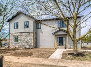 1 Bond St #1, Cambridge, ON N1R 4B2