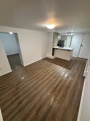 461 Guy St #2 Photo 1