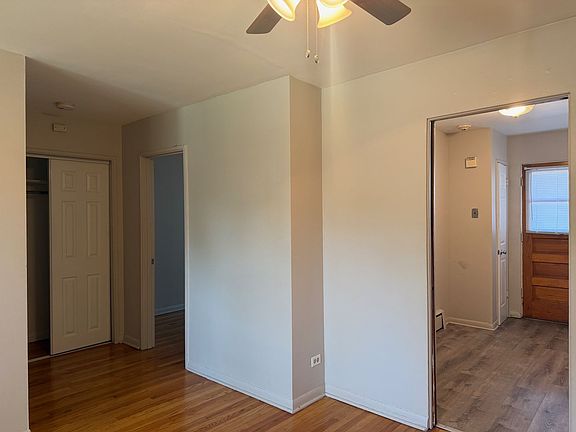 4th image of 1129-1135 Homestead Rd #1129-1B