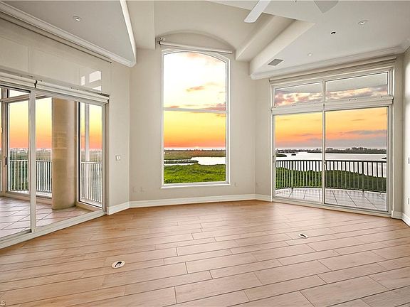 4th image of 4801 Island Pond CT #1202