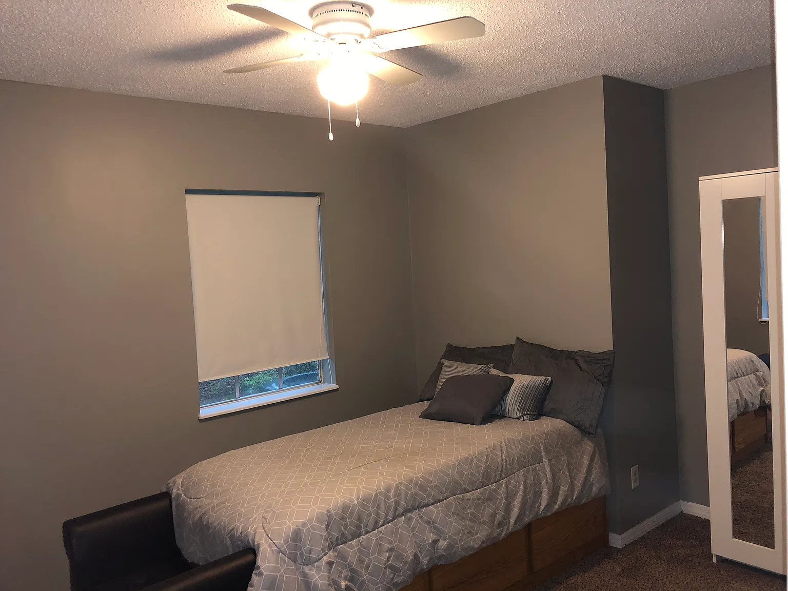1 bed, 2700 sqft, $850 — Photo 3
