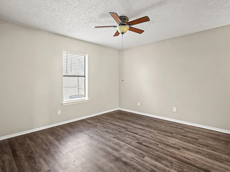 1705 Dynasty Dr — Photo 6