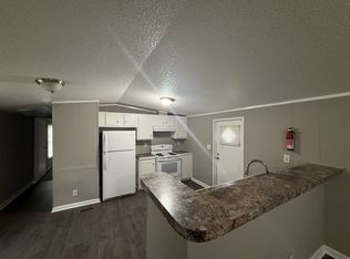 3213 S Dingle Dr, Florence, SC 29505