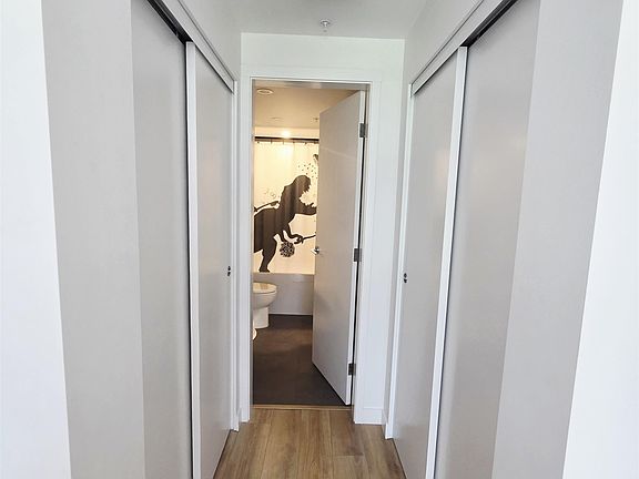 5th image of 648 Lea Ave #302