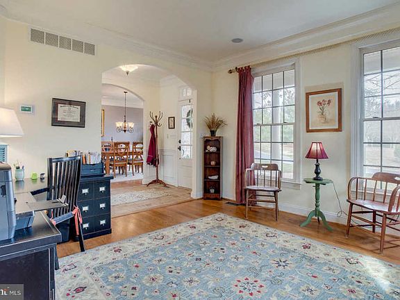 4th image of 14100 Woodens Ln