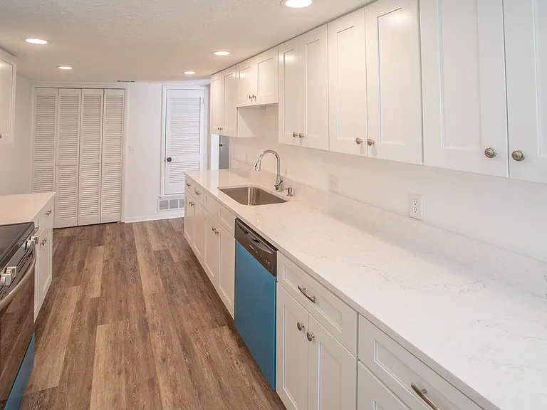 12825 Stillwood Dr — Photo 8