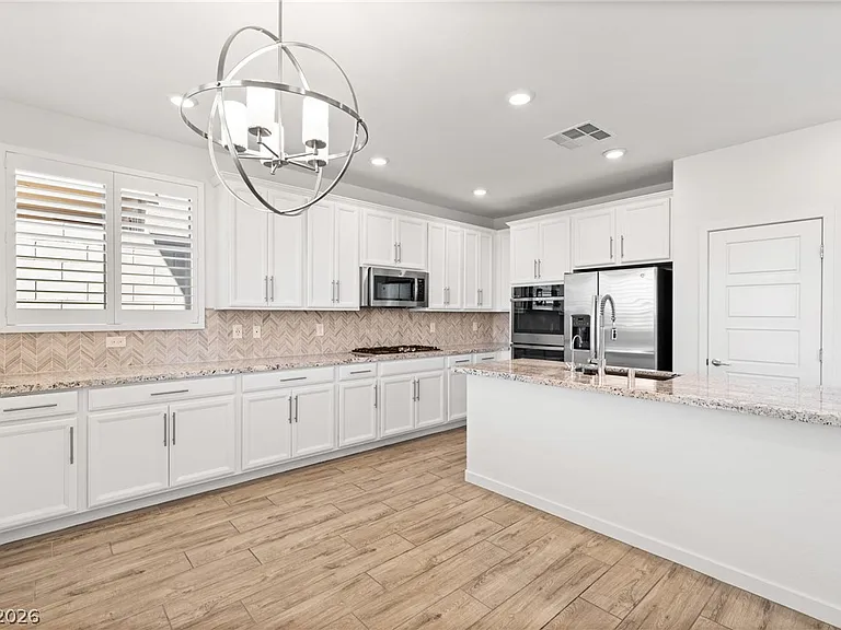 12349 Harbor Isle Ave — Photo 7