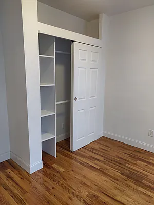 Rented by BELLMARC | media 30