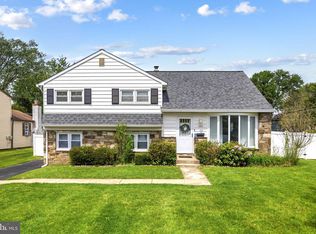 282 Henry Ave, Warminster, PA 18974