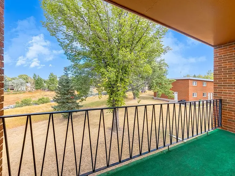225 Upland Dr SE — Photo 22