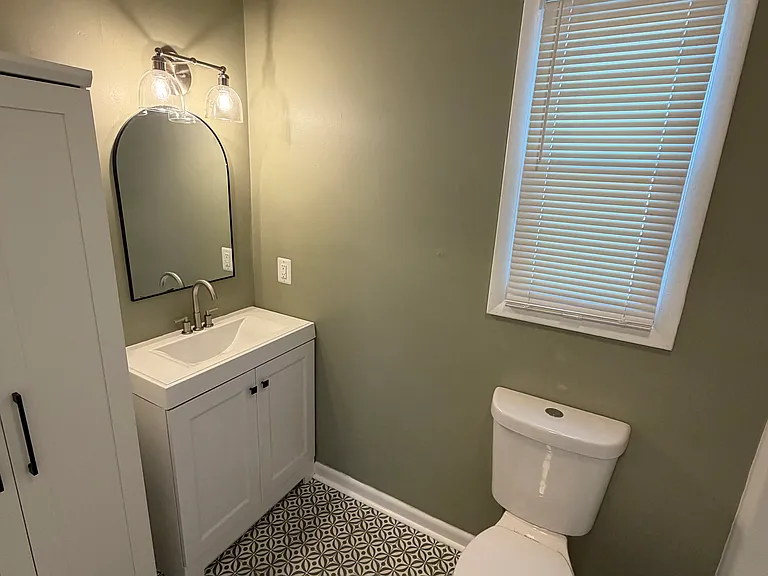 7 N Warwick Rd #1 — Photo 8