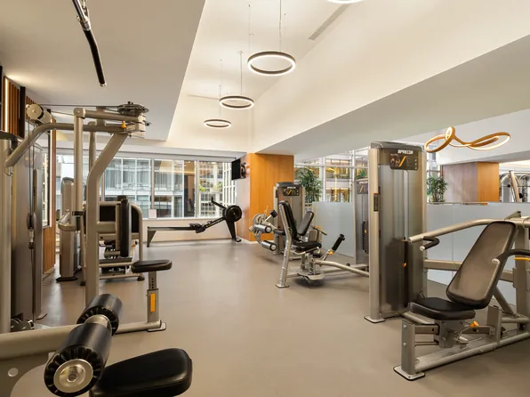 15 West 53rd Street image 10 of 11