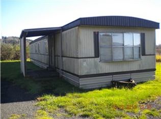 144 Monohon Landing Rd, Raymond, WA 98577