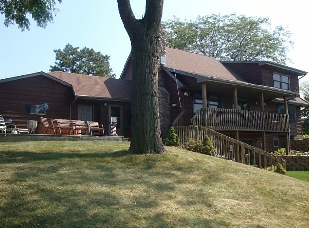 Exquisite Lake Lodge