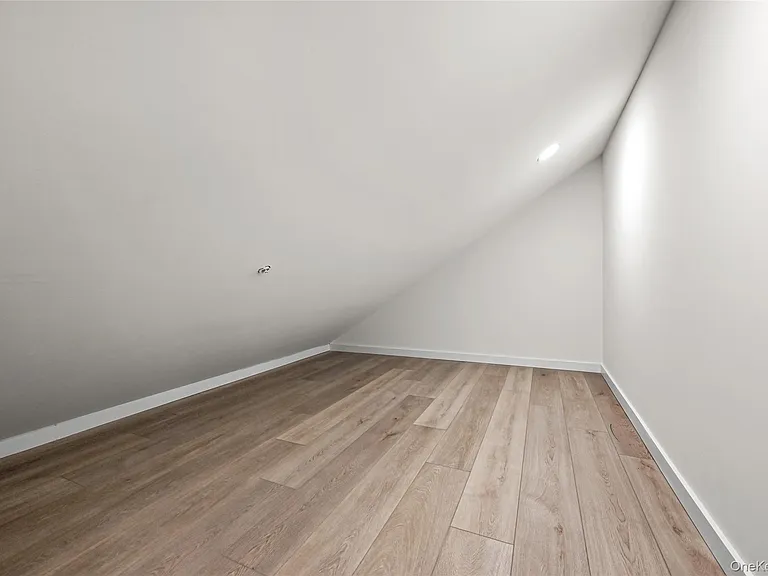 80 Division St #302 — Photo 14