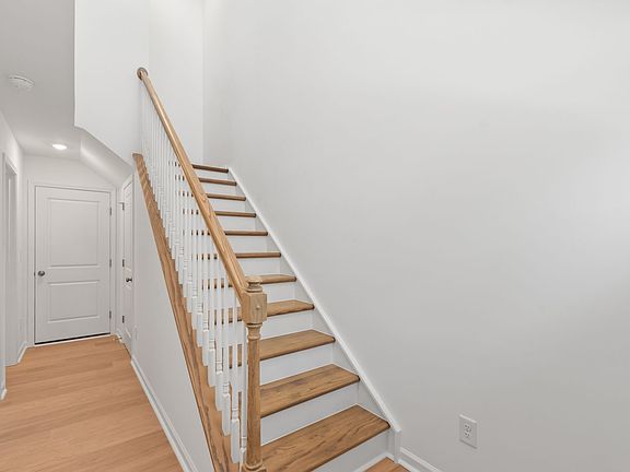 3rd image of 3012 Rexton Ln