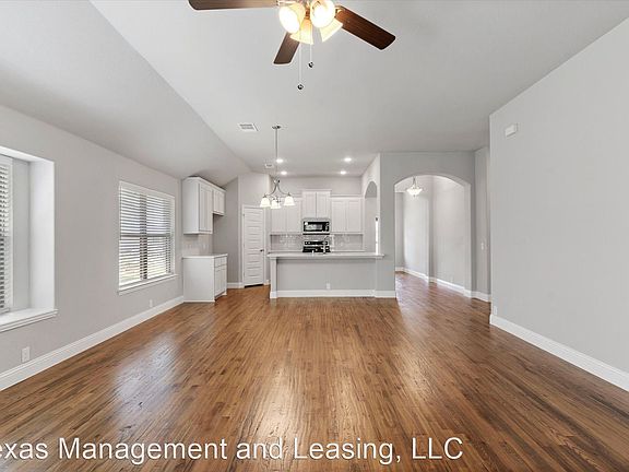 4th image of 2400 Norman Ave