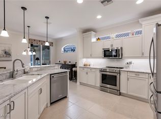 8186 Woodridge Pointe Dr, Fort Myers, FL 33912
