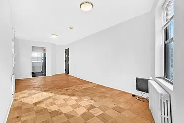 Rented by R New York