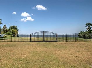 4548 Bayside Dr, Milton, FL 32583