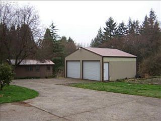 3rd image of 16708 NE 142nd Ave