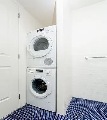 Rented by Icon Realty Management | media 16