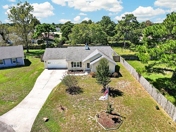 3rd image of 500 Nutfield Drive
