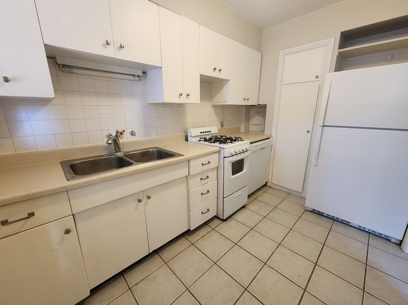 2011 N Star Rd Unit B