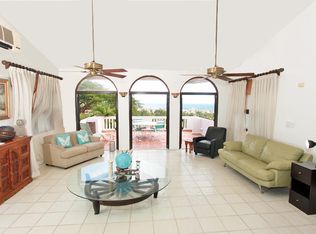 25 Roble Valley Rd, Humacao, PR 00791