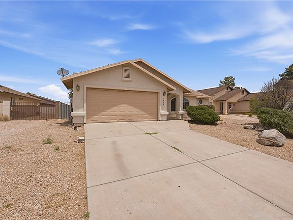 3rd image of 3757 E Potter Avenue