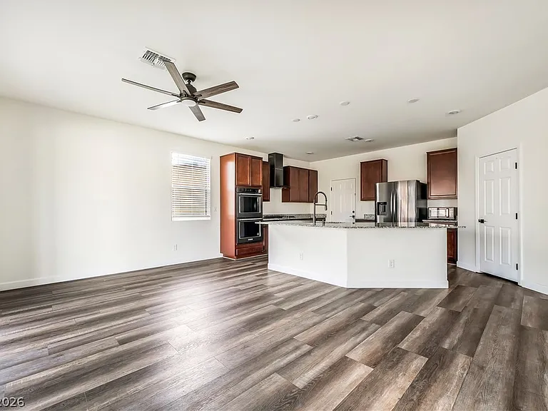 7547 Mojave Wind Ave — Photo 6