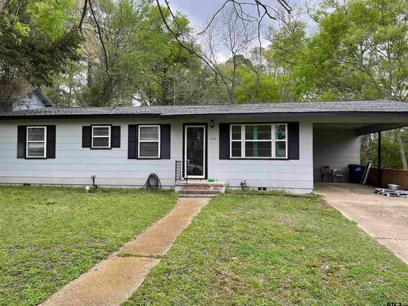 104 W College St, Big Sandy, TX 75755