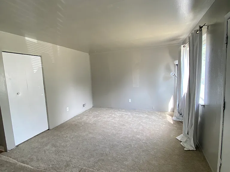 11051 Studebaker Ave — Photo 4