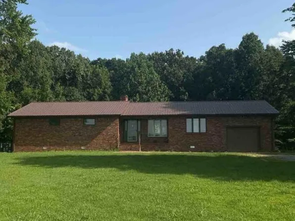 1683 State Route 94 W, Sedalia, KY 42079
