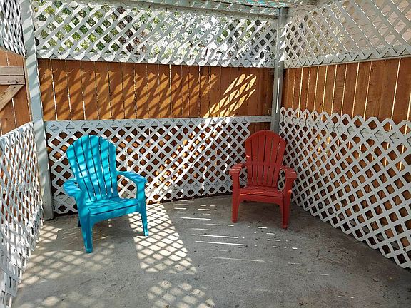 4th image of 44631 Beech Ave #B