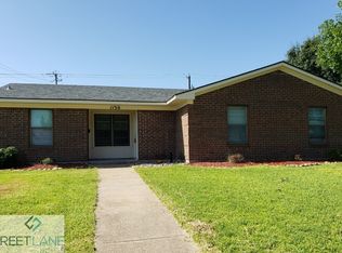 1130 Montclair Dr, Garland, TX 75040