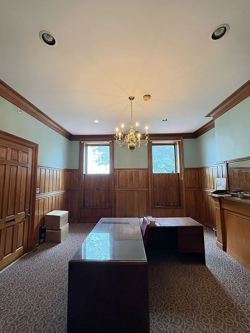 25 North Front Street — Photo 4