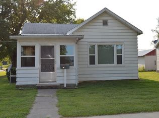 409 S 4th St, Canton, MO 63435