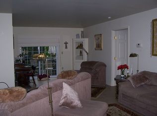 225 S Riverside Rd, Lloyd, NY 12528