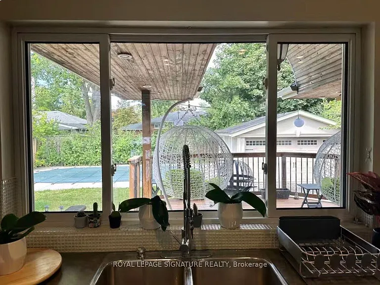 1353 Sheldon Ave — Photo 6
