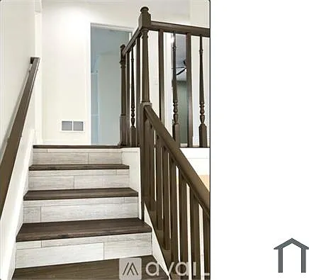722 S 40th St — Photo 17