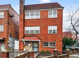 61-76 56th St, Maspeth, NY 11378