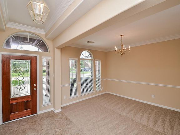 4th image of 26810 Harwood Heights Dr